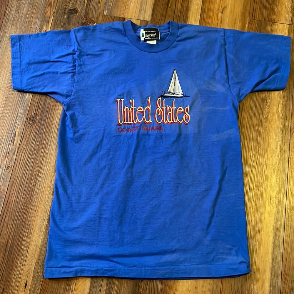 90s Coast Guard T-shirt L Blue Embroidered USA Vintage Sailboat Boat Shirt Tee
